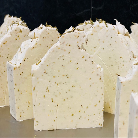 🌱Rosemary Mint Goat Milk & Cream Essential Lather - Picture 3 of 6